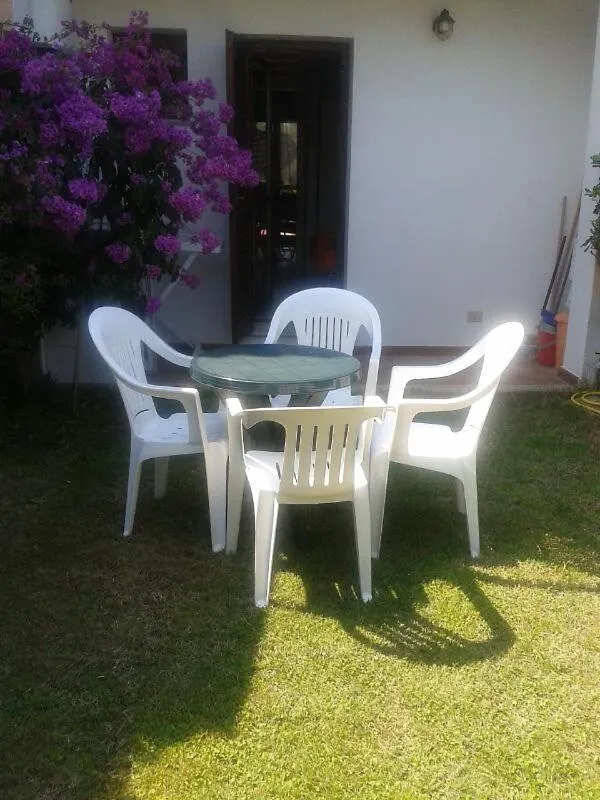 Holiday home Casetta Le Tre Querce San Teodoro